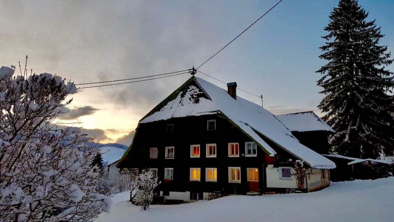 Echtes Schwarzwaldhaus - Traditionell & Modern Bernau im Schwarzwald Exterior foto